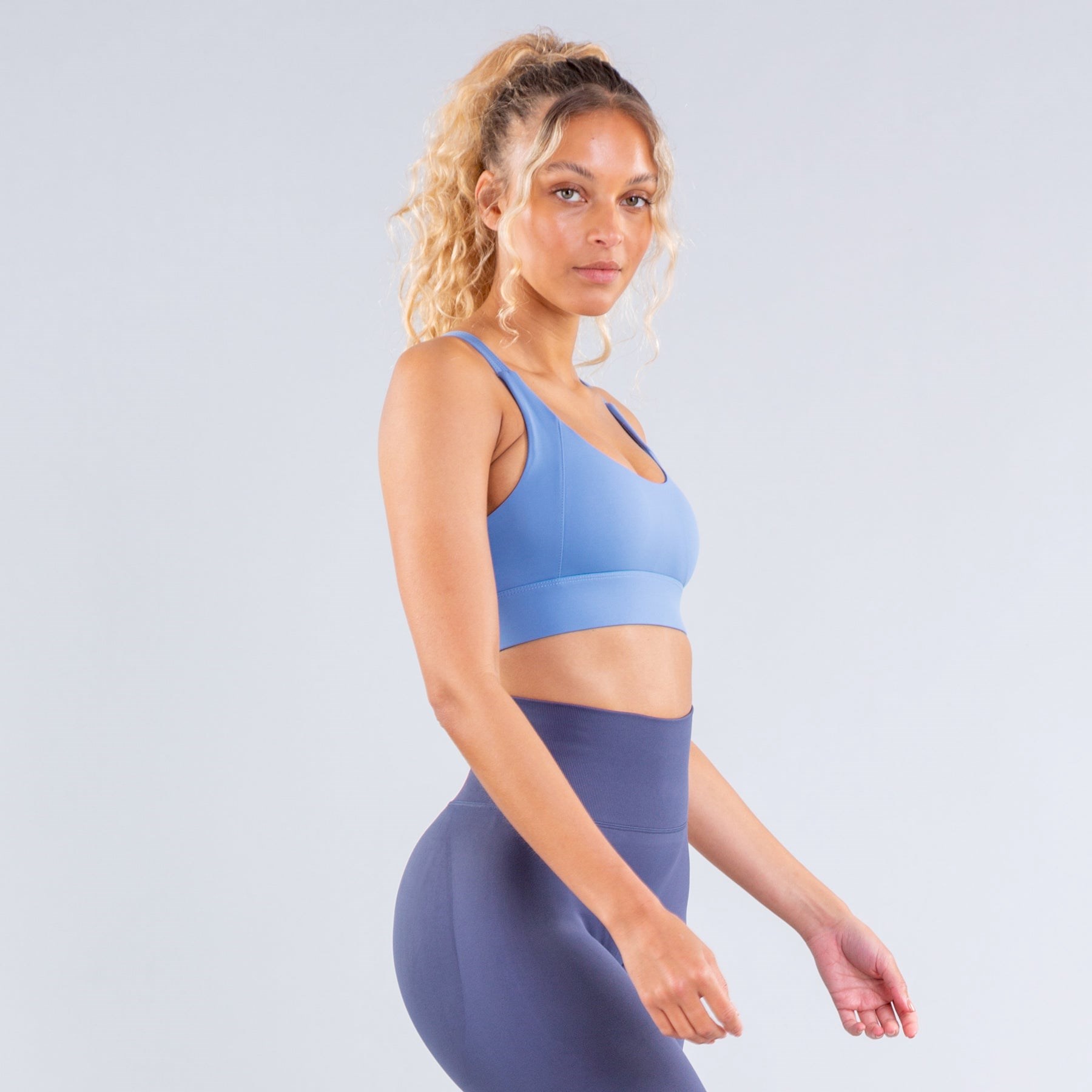 DFYNE Origin High-Support Sports Bra Bleu Clair | KUV-9279554