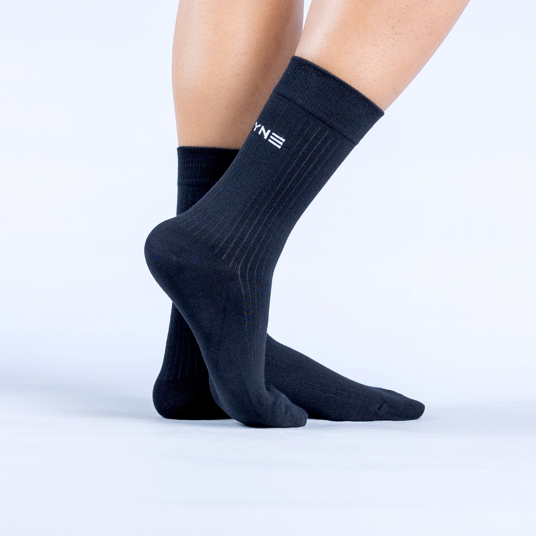 DFYNE Revive Crew Socks Noir | QPS-6710204